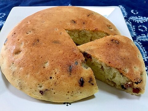 完熟バナナとナッツとドライフルーツの炊飯器ケーキ